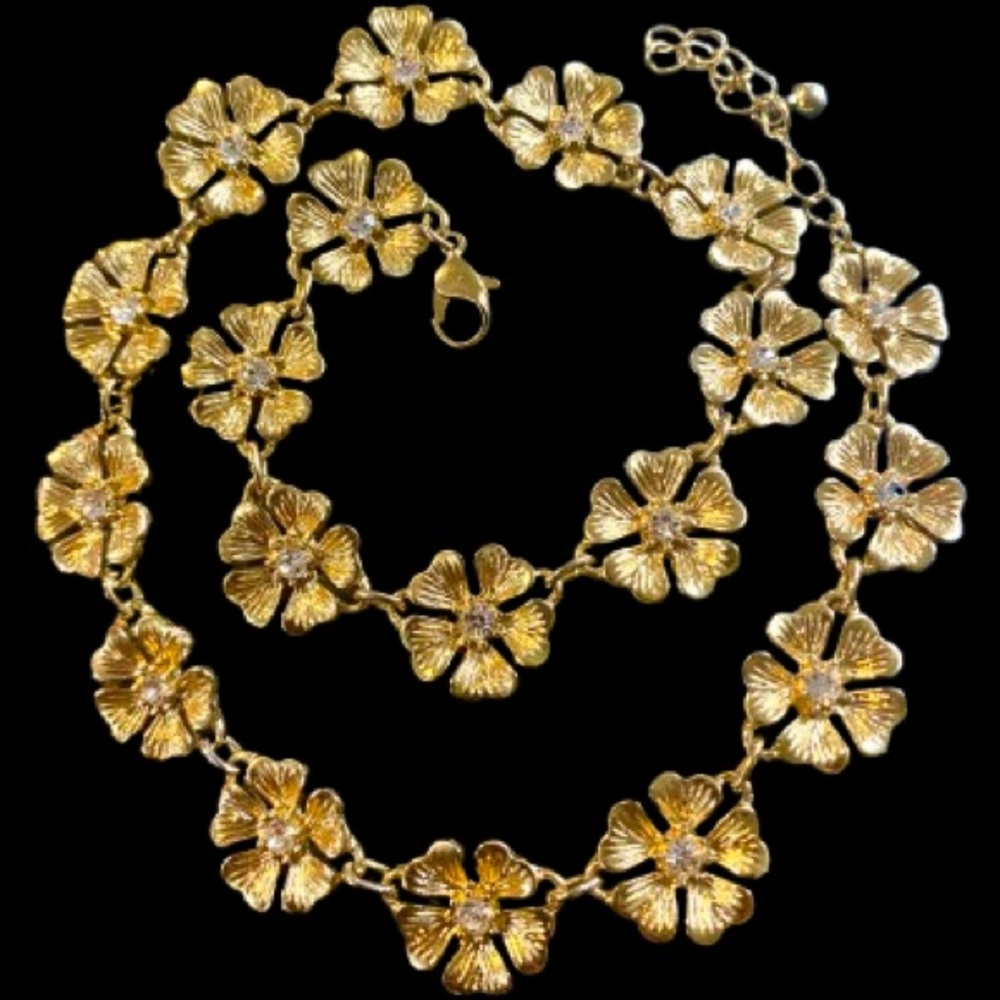 Vintage Gold Tone Dogwood ? Flower Link  Necklace Choker With Clear Rhinestones